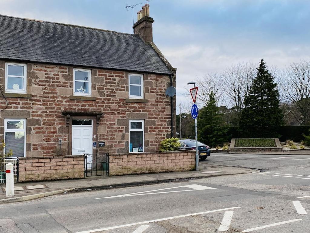 The Ramblers Rest - Whole Apartment - Pet Friendly - Close To Amenities And Walks Edzell Exterior foto